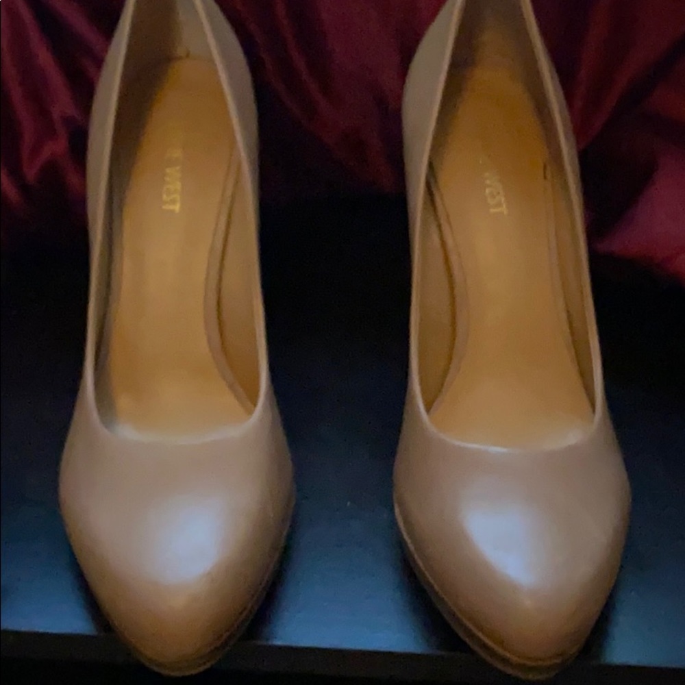 Tan Leather Pumps